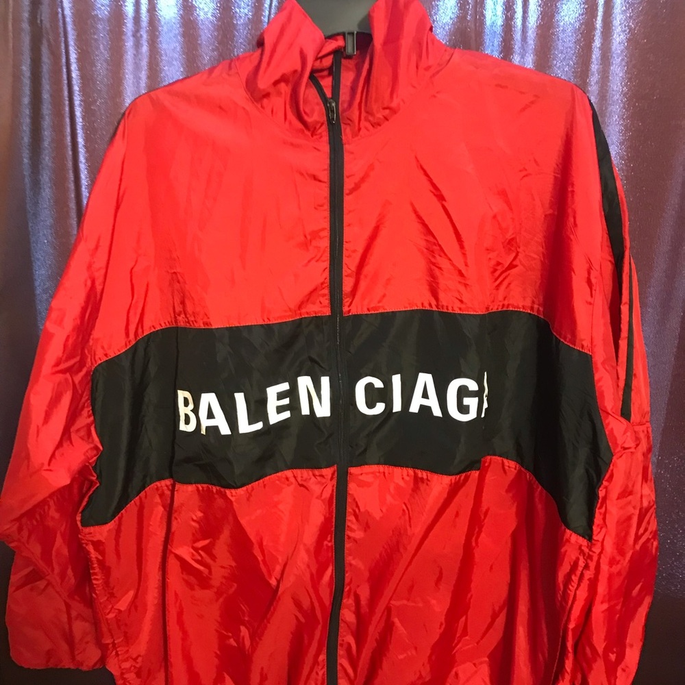 Authentic balenciaga windbreaker good used condition medium to large size
